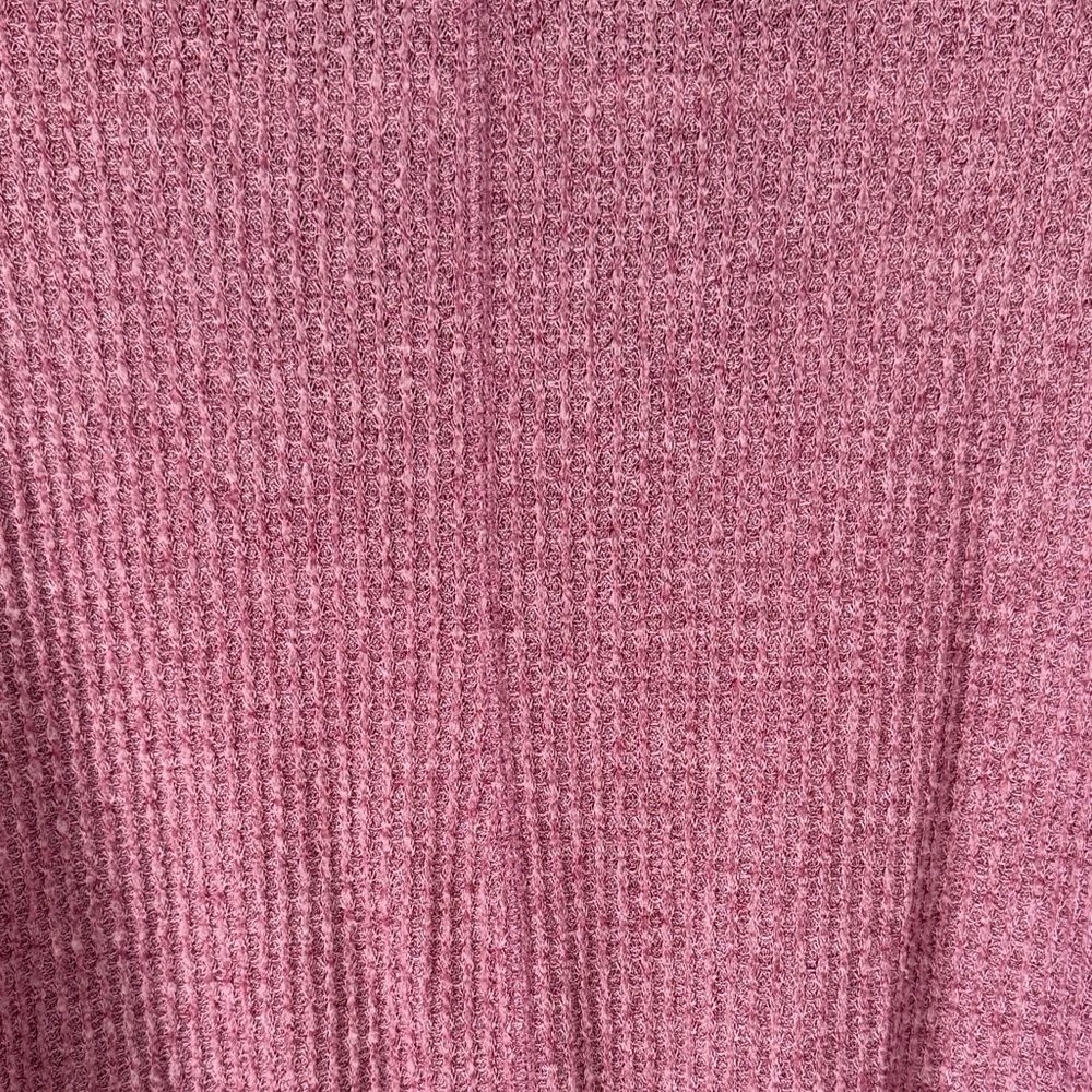 Urban Outfitters Pink Button-Front Ribbed V-Neck Long Sleeve Top - Picture 8 of 10